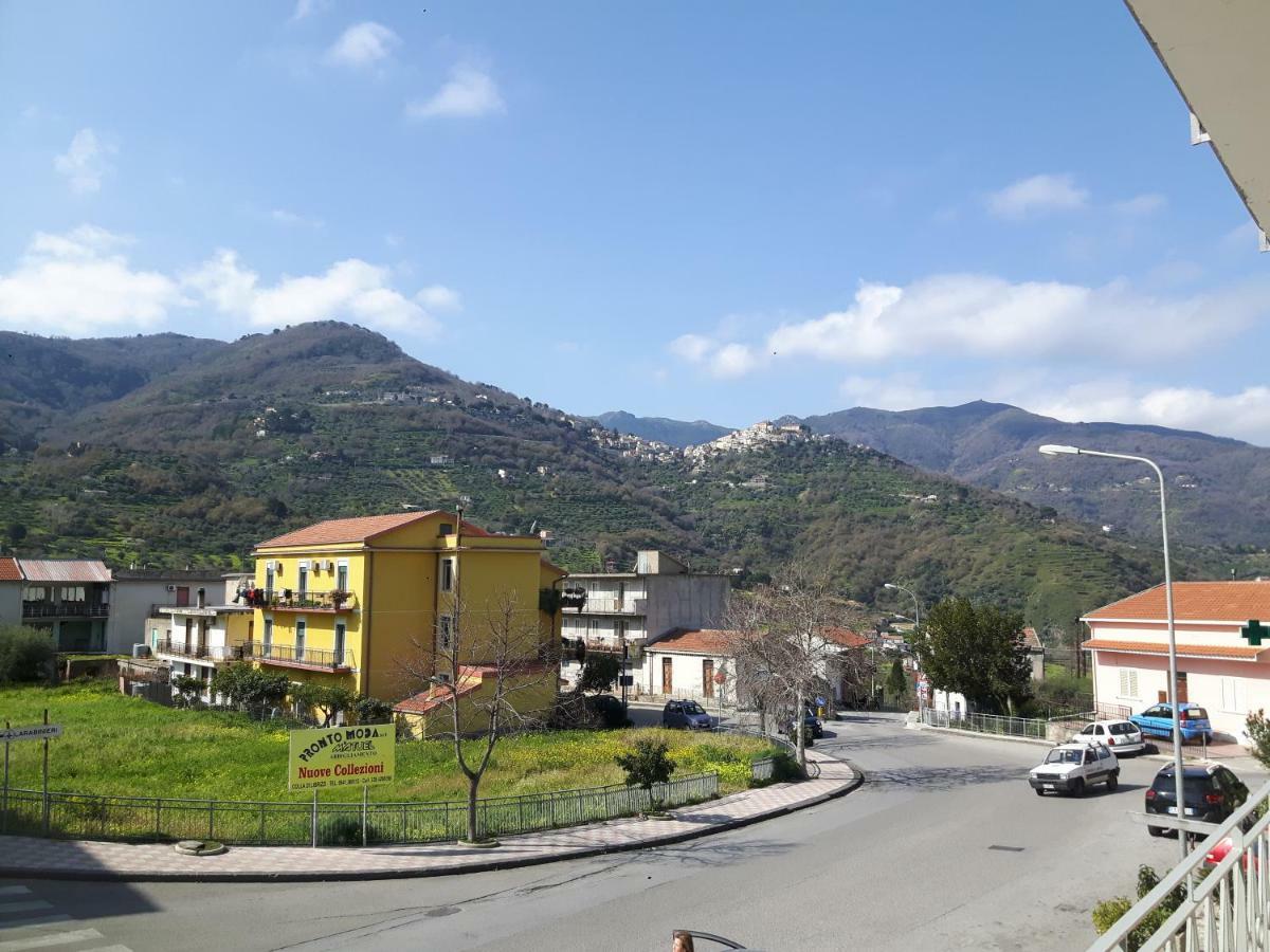 Apartmán Adamo Librizzi Exteriér fotografie